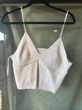 Sleeveless Ribbed V-Neck White Cropped Camisole